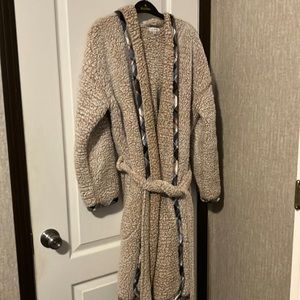 Women’s Very Bradley hooded robe